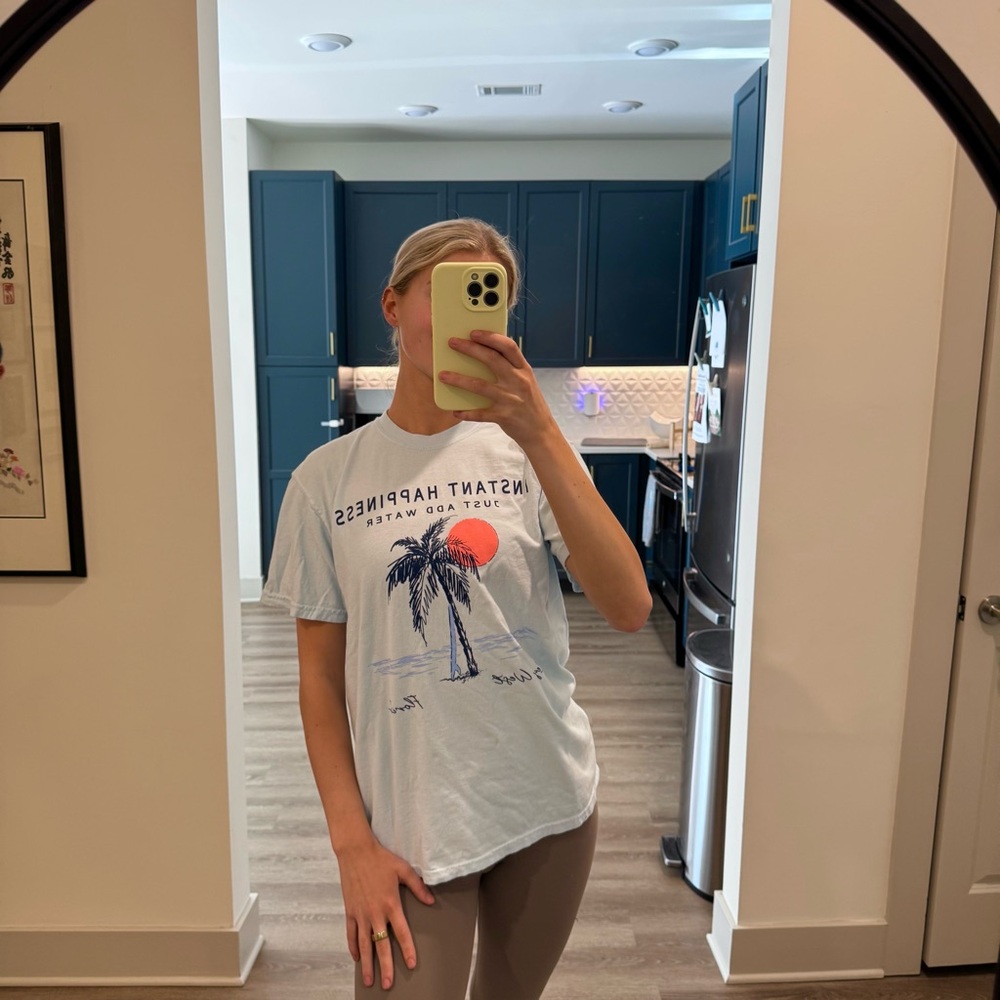 Light Blue Comfort Colors Key West T-Shirt - SIZE M